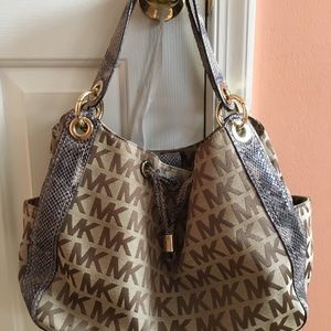 Michael Kors bag
